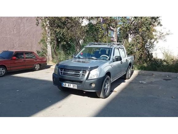 Sahibinden Isuzu D-Max 2.5 4x2 2011 Model