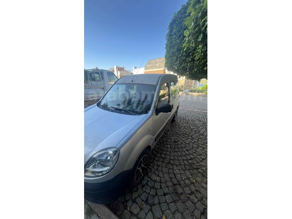 Sahibinden Renault Kangoo Multix 1.5 dCi Expression 2011 Model 