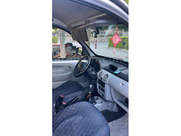 Sahibinden Renault Kangoo Multix 1.5 dCi Expression 2011 Model 