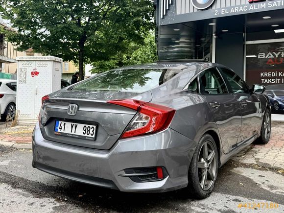 Honda civic 2017 hatasız 350 BİN PEŞİN 36 AY