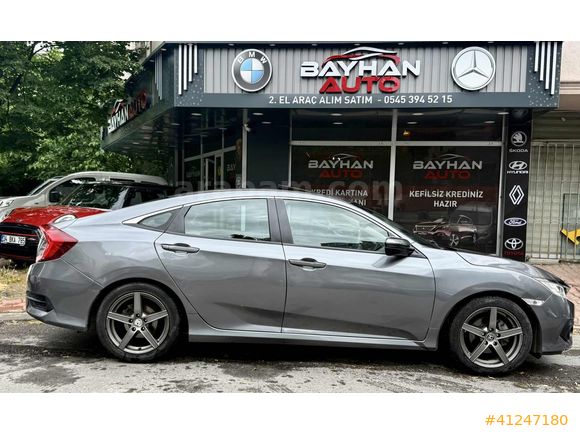 Honda civic 2017 hatasız 350 BİN PEŞİN 36 AY