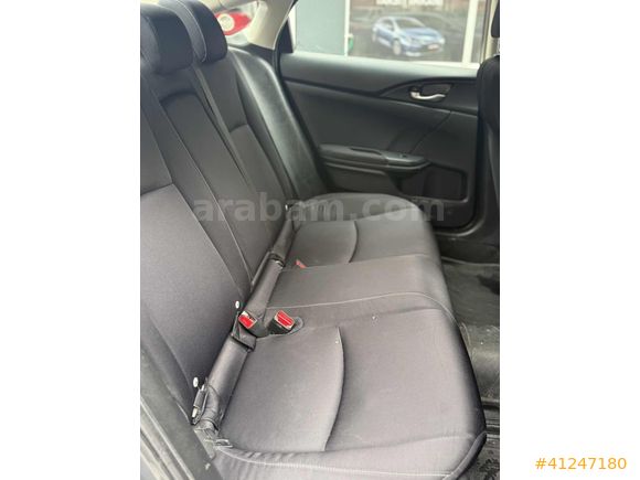 Honda civic 2017 hatasız 350 BİN PEŞİN 36 AY