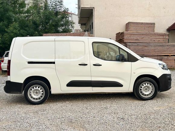 SEZGİN AUTO DAN CİTROEN BERLİNGO