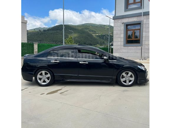 DEĞİŞENSİZ HONDA CİVİC FD6 ELEGANCE SUNROOF