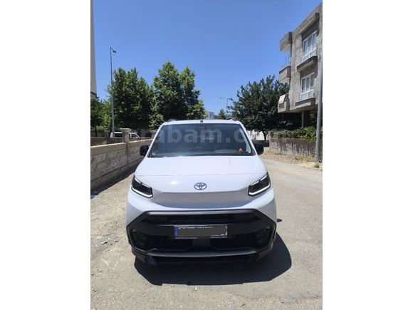 Sahibinden Toyota Proace City 1.5 D Vision 2026 Model