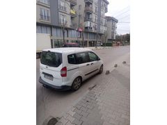Sahibinden Ford Tourneo Courier 1.5 TDCi tren 2016 Model  320.000 km Beyaz