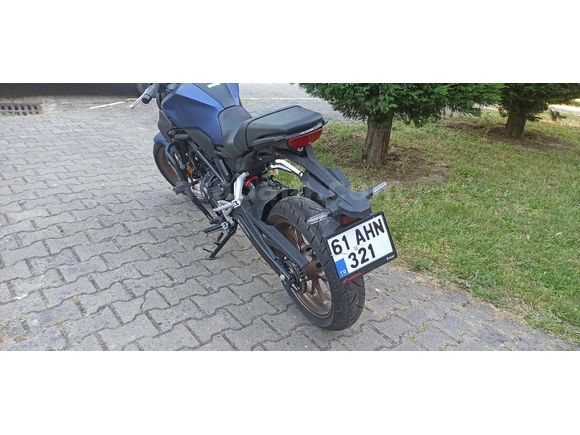 yetkili servis bakımlı Honda CB 250 R