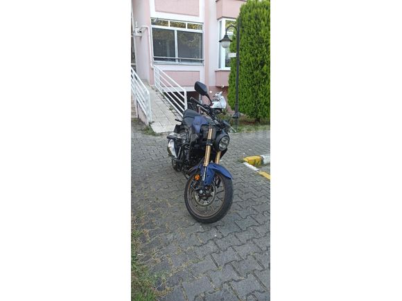 yetkili servis bakımlı Honda CB 250 R