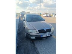 HATASIZ DEGİŞENSİZ Skoda Octavia 1.6 Elegance (Full Dolu Paket)l