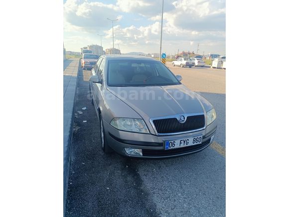 Acil fiyat düştü HATASIZ DEGİŞENSİZ OKTİVİA 1.6 MPİ Elegance (Full Dolu Paket)