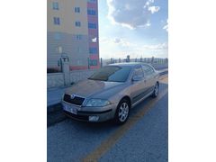 Acil fiyat düştü HATASIZ DEGİŞENSİZ OKTİVİA 1.6 MPİ Elegance (Full Dolu Paket)