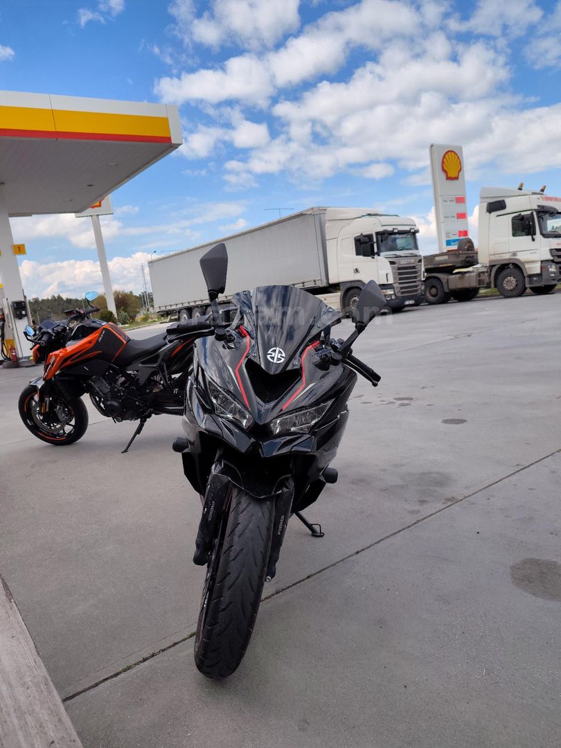 Sahibinden Kawasaki Ninja ZX-4R 2024 Model Kastamonu 9.400 km