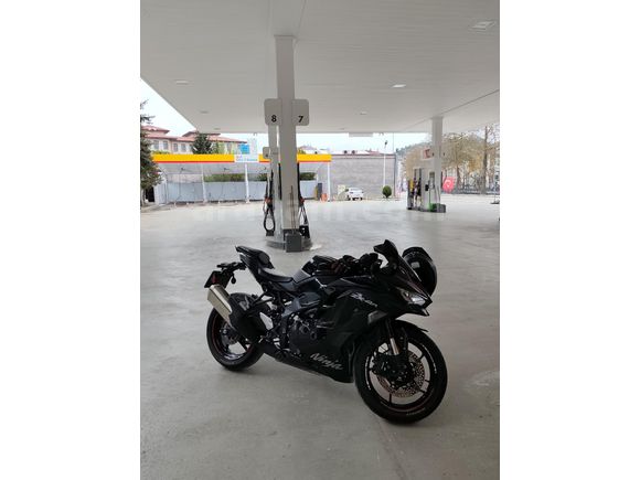 Sahibinden Kawasaki Ninja ZX-4R 2024 Model Kastamonu 9.400 km