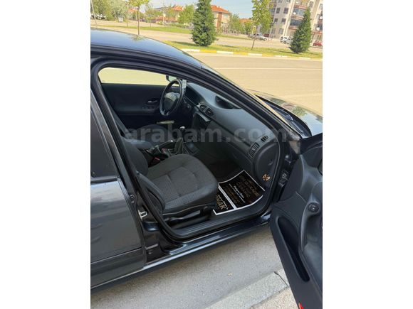 Sahibinden Renault Laguna 1.6 Expression 2005 Model 