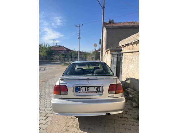 Sahibinden Honda Civic 1.6 i ES 2000 Model 