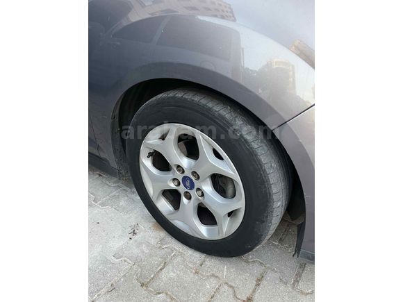 Sahibinden Ford C-Max 1.6 TDCi Trend 2013 Model 