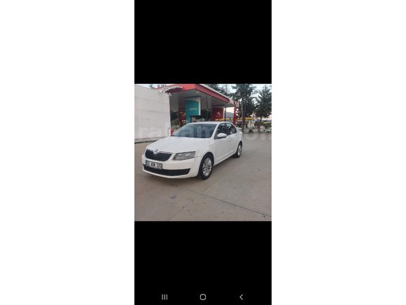 Sahibinden Değişensiz Tramersiz Skoda Octavia 1.6 TDı 2014 Model