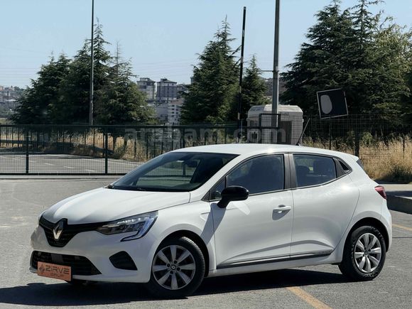 HATASIZ BOYASIZ 2023 RENAULT CLİO 1.0 SCE -250 BİN PEŞİNATLA 3 AY ERTELEME-