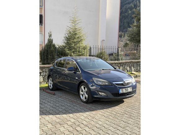 Sahibinden Opel Astra 1.3 CDTI Sport 2012 Model  245.000 km Mavi