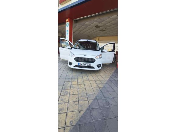 Sahibinden Ford Tourneo Courier 1.5 TDCi Titanium 2021 Model 