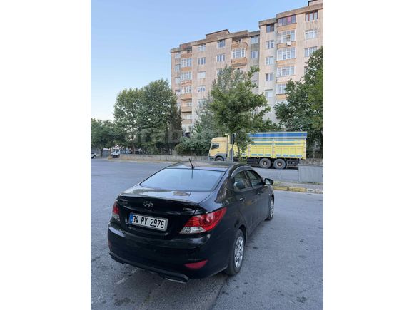 Sahibinden Hyundai Accent Blue 1.6 CRDI Mode 2015 Model 
