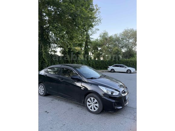 Sahibinden Hyundai Accent Blue 1.6 CRDI Mode 2015 Model 