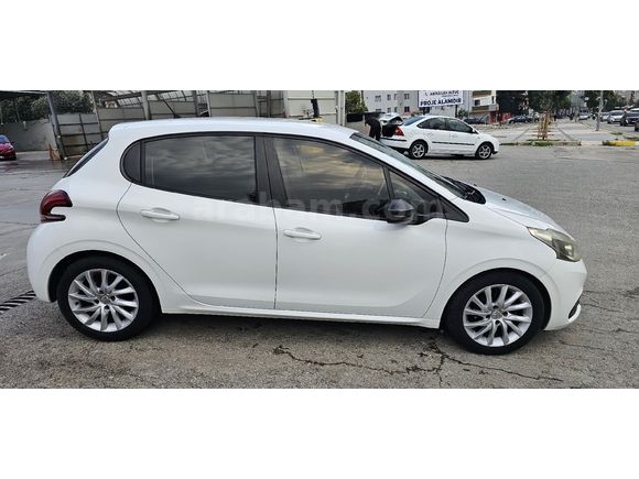 Sahibinden Peugeot 208 1.2 PureTech Access 2015 l