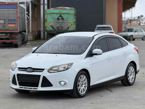 Sahibinden Ford Focus 1.6 Ti-VCT Titanium 2012 Model  149.000 km Beyaz