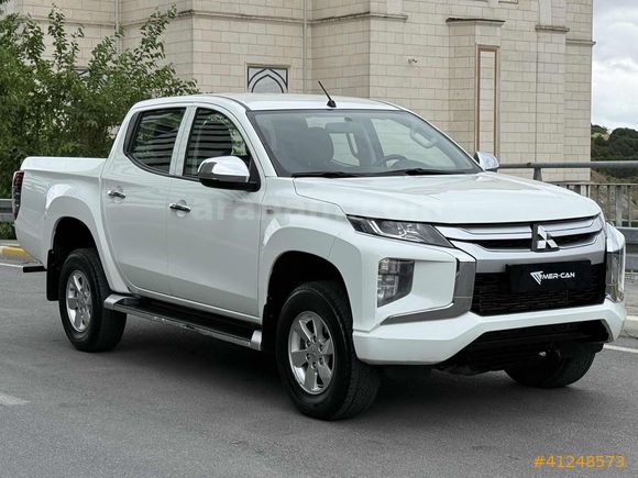 MER-CAN OTOMOTİV'DEN HATASIZ BOYASIZ 72.000 KM'DE %20KDV 4X4
