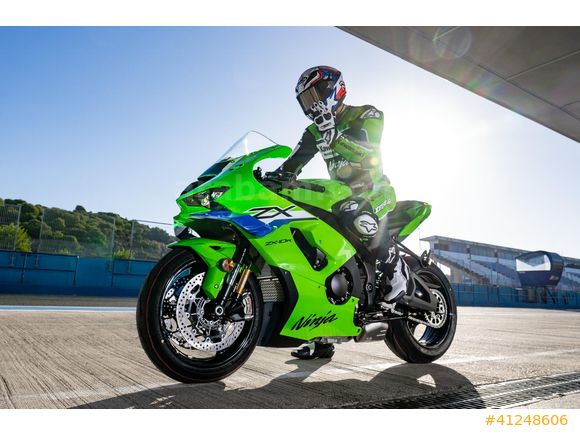 Galeriden Kawasaki Ninja ZX-10R 2026 Model Bursa 0 km Yeşil