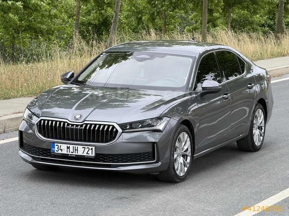 SKODA SUPERB GARANTİLİ SERVİS BAKIMLI 44.000 KM MATRİX TABA