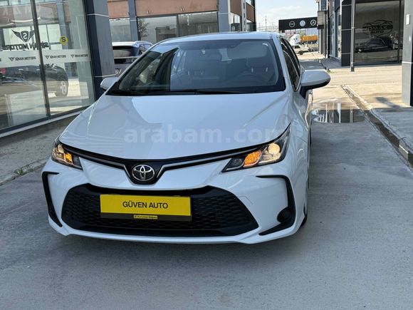 Galeriden Toyota Corolla 1.5 Dream 2024 Model Van