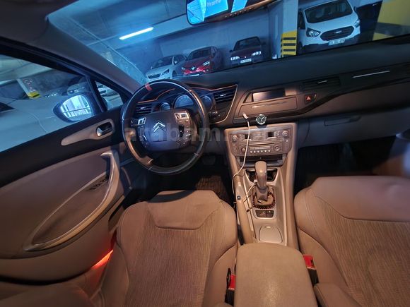 Sahibinden Citroen C5 1.6 e-HDi Confort 2012 Model Siyah
