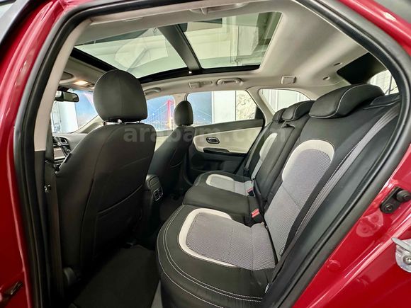 Galeriden Kia Ceed 1.6 CRDi Premium SW 2017 Model Bursa