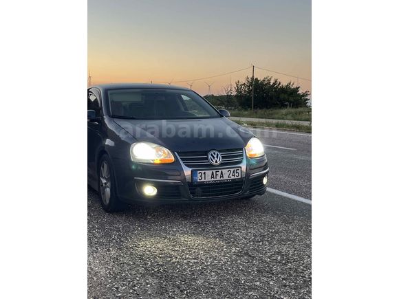 Sahibinden Volkswagen Jetta 1.6 FSi Comfortline 2008 Model  228.000 km Lacivert