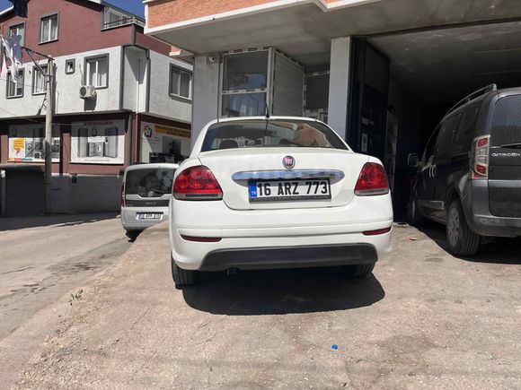 Galeriden Fiat Linea 1.3 Multijet Active Plus 2015 Model Bursa 260.000 km Beyaz