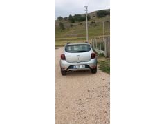 Sahibinden Dacia Sandero 1.5 dCi Stepway 2017 Model  130.300 km Gri