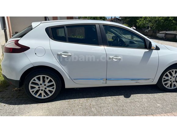 Sahibinden Renault Megane 1.6 Touch Plus 2015 Model Sakarya