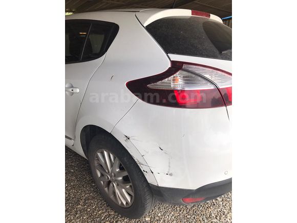 Sahibinden Renault Megane 1.6 Touch Plus 2015 Model Sakarya