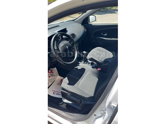 Sahibinden Renault Megane 1.6 Touch Plus 2015 Model Sakarya