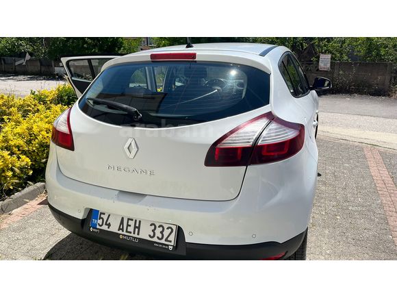 Sahibinden Renault Megane 1.6 Touch Plus 2015 Model Sakarya