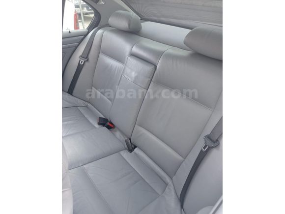değişensiz BMW  320i 2000 Model