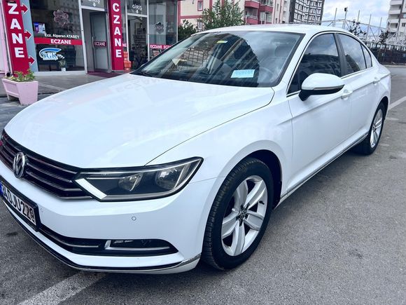 Sahibinden Volkswagen Passat 2.0 TDi BlueMotion Comfortline 2015 Model  203.000 km Beyaz