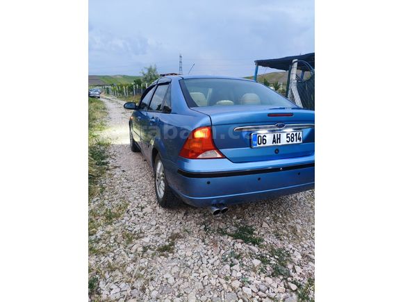 Sahibinden Ford Focus 1.6 Ghia 2003 Model