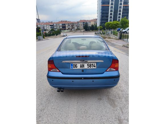 Sahibinden Ford Focus 1.6 Ghia 2003 Model