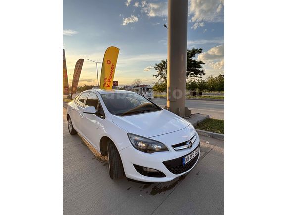 Sahibinden Opel Astra 1.6 Edition 2016 Model  155.000 km Beyaz