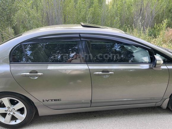 Aciliyetten son fiyat Honda Civic 1.6i VTEC Elegance 2009 Model 