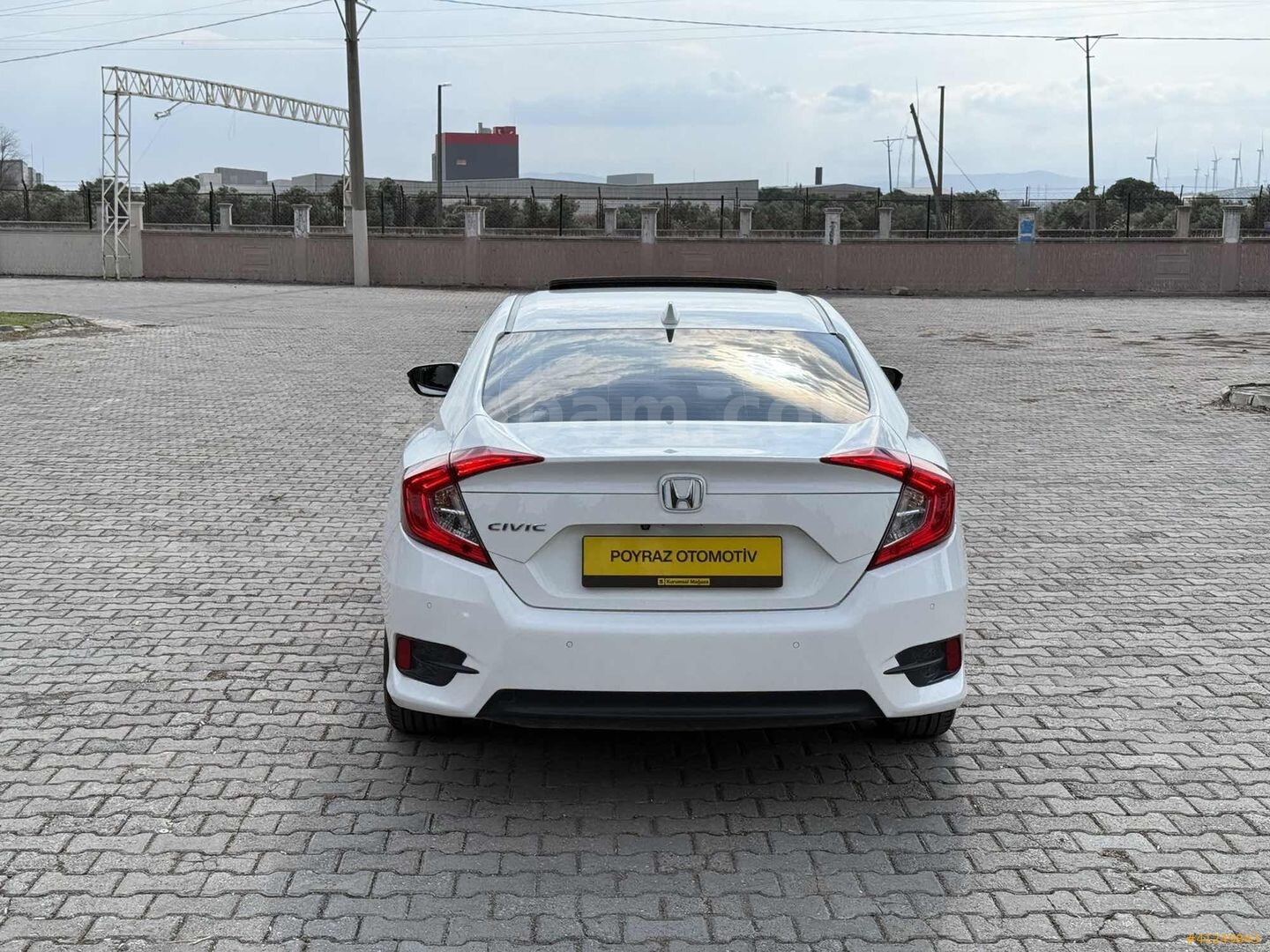 Galeriden Honda Civic 1.6i VTEC Eco Elegance 2019 Model Manisa 66.000 km Beyaz 6