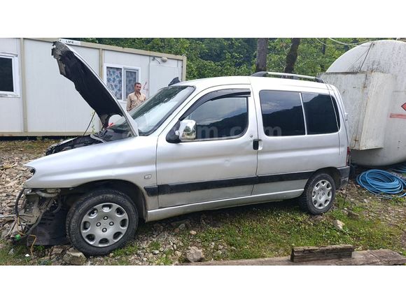 Sahibinden Peugeot Partner 1.9 D 2000 Model 