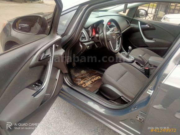 DEĞİŞENSİZ-BOYASIZ 2015 ASTRA J 1.3 CDTI